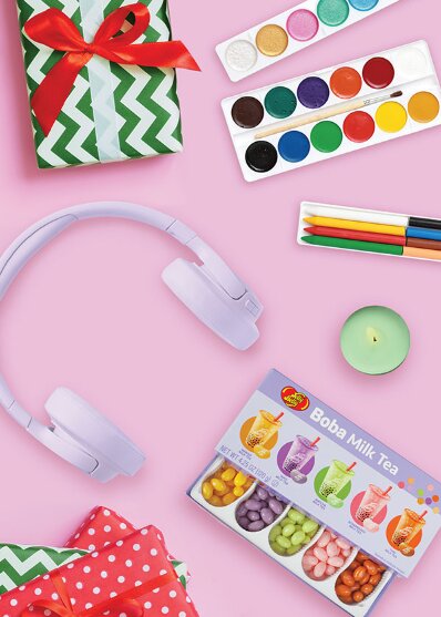 6 Holiday Gifts for Teens and Young Adults They'll Actually Like